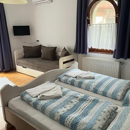 Kaptalan Vendeghaz Bed & Breakfast