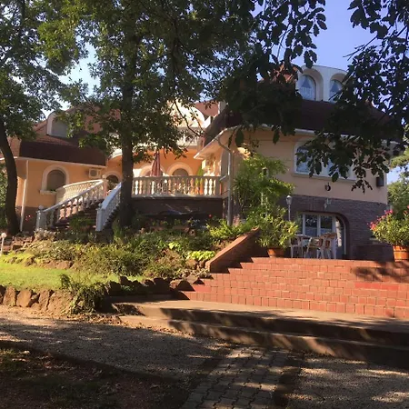 Bed & Breakfast Kaptalan Vendeghaz
