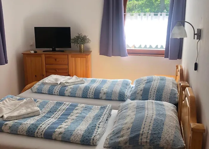 לינה וארוחת בוקר Kaptalan Vendeghaz Balatonalmádi