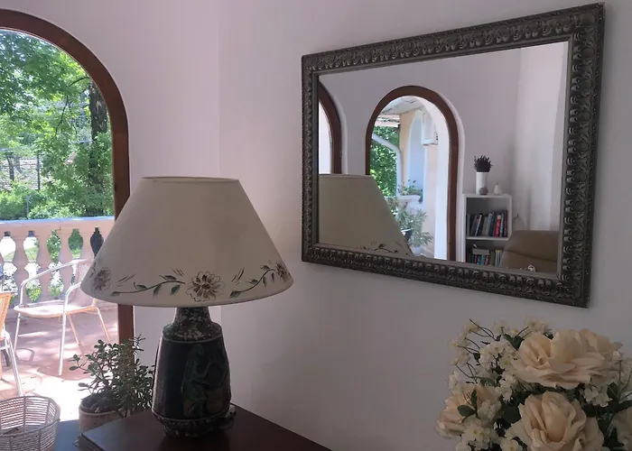 לינה וארוחת בוקר Kaptalan Vendeghaz Balatonalmádi