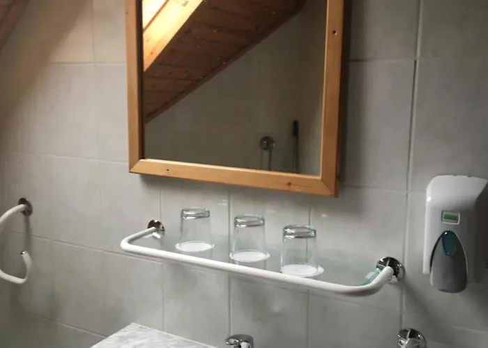 לינה וארוחת בוקר Kaptalan Vendeghaz 3*