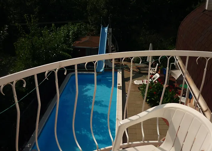 Kaptalan Vendeghaz 3*