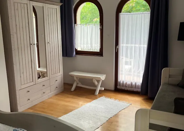 Kaptalan Vendeghaz Balatonalmádi