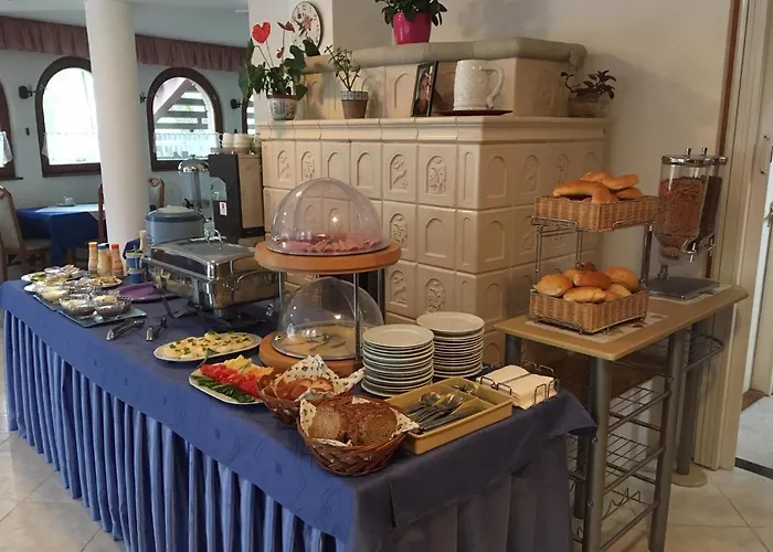 Kaptalan Vendeghaz לינה וארוחת בוקר