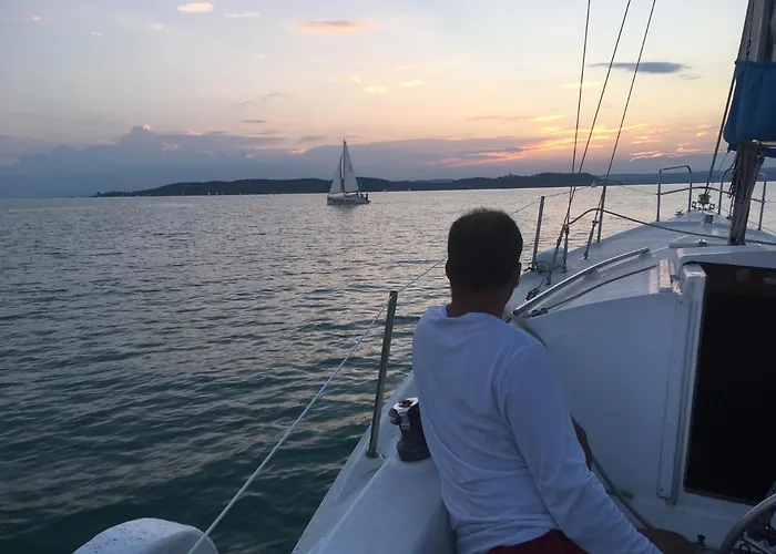 Kaptalan Vendeghaz לינה וארוחת בוקר