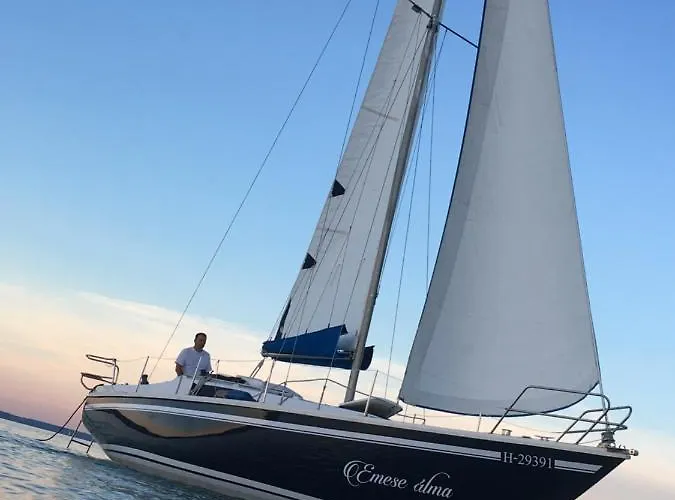 Kaptalan Vendeghaz לינה וארוחת בוקר